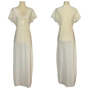 Vintage Lorraine nightgown, S